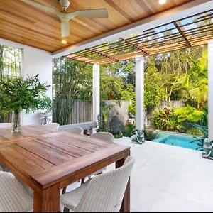 Villa Noosa, Noosaville